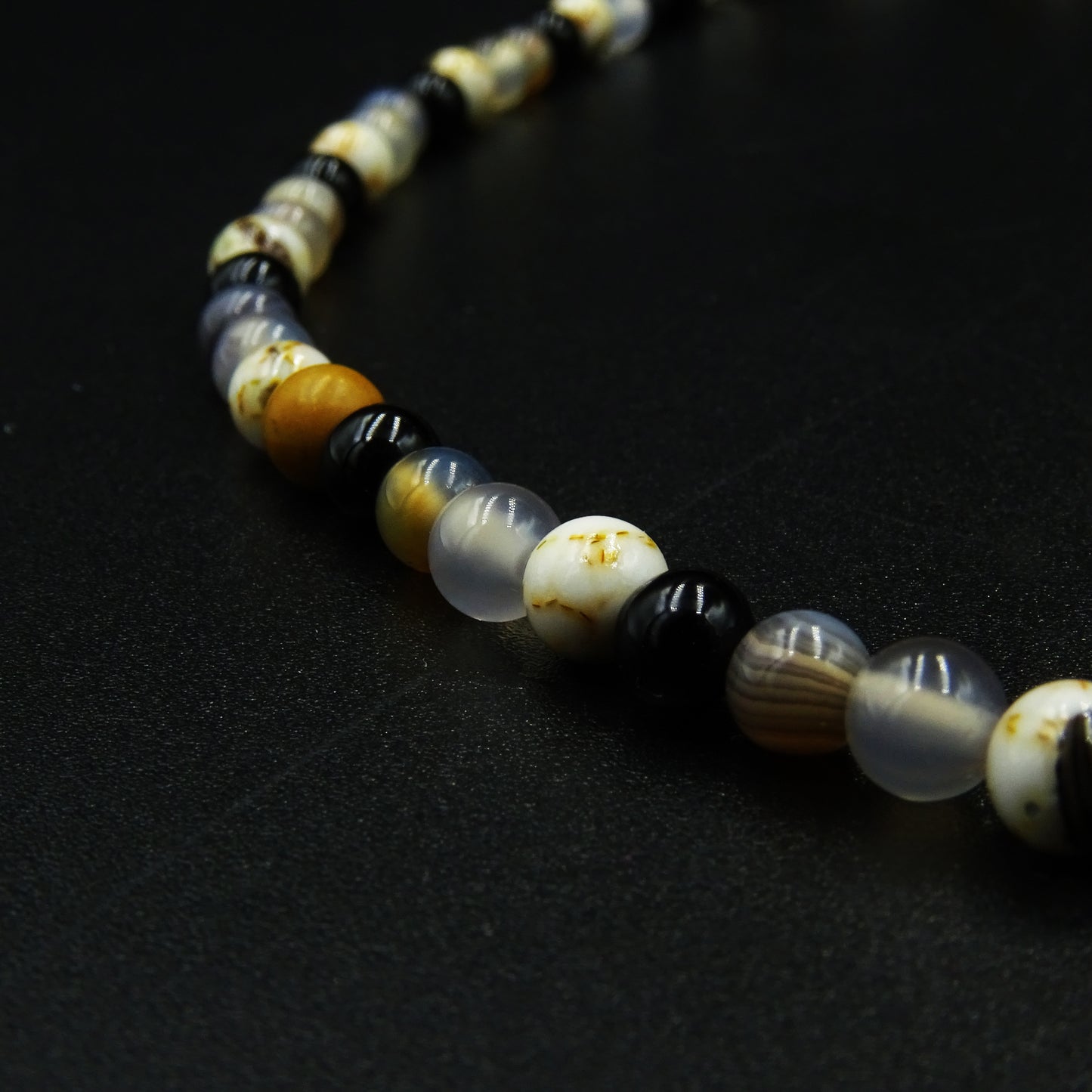 Stonewoven Agate Gemstone Necklace