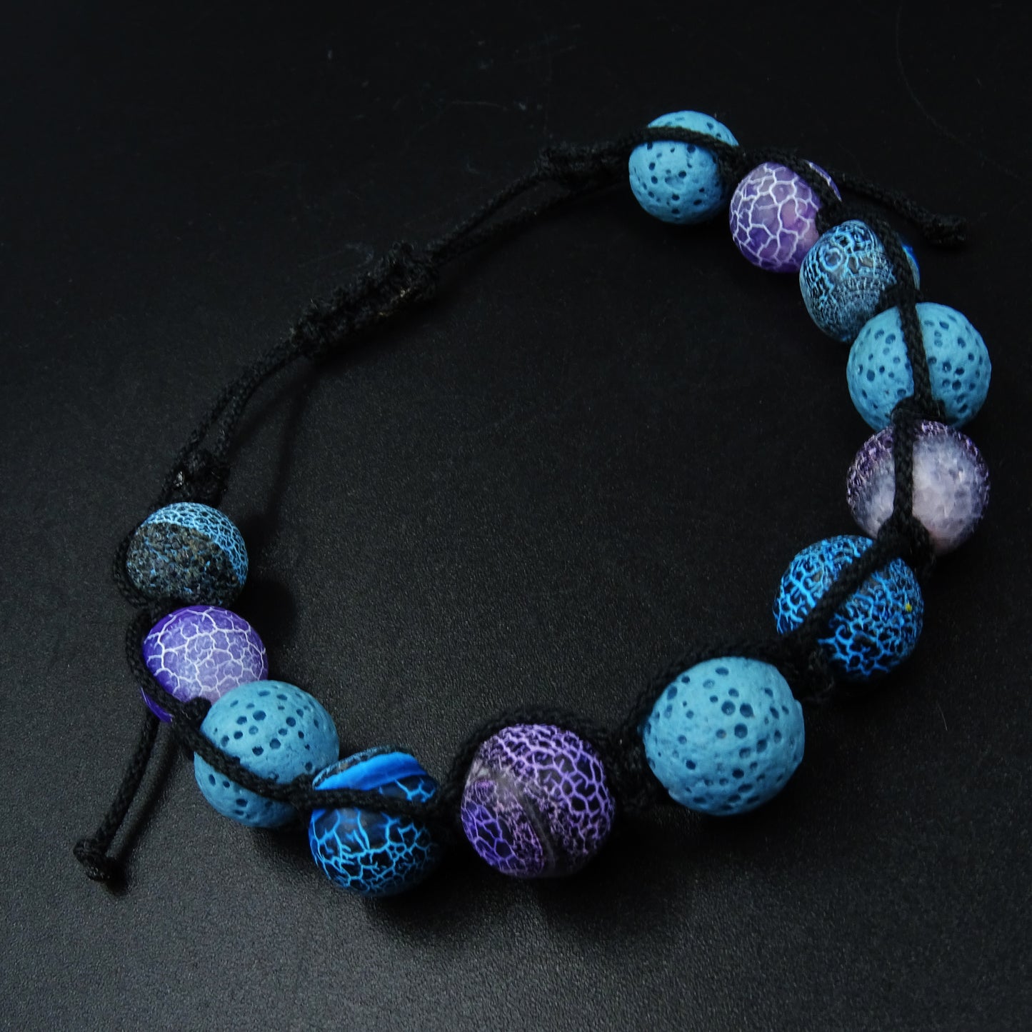 Abyssal Drift Lava Stone & Crackle Agate Gemstone Bracelet