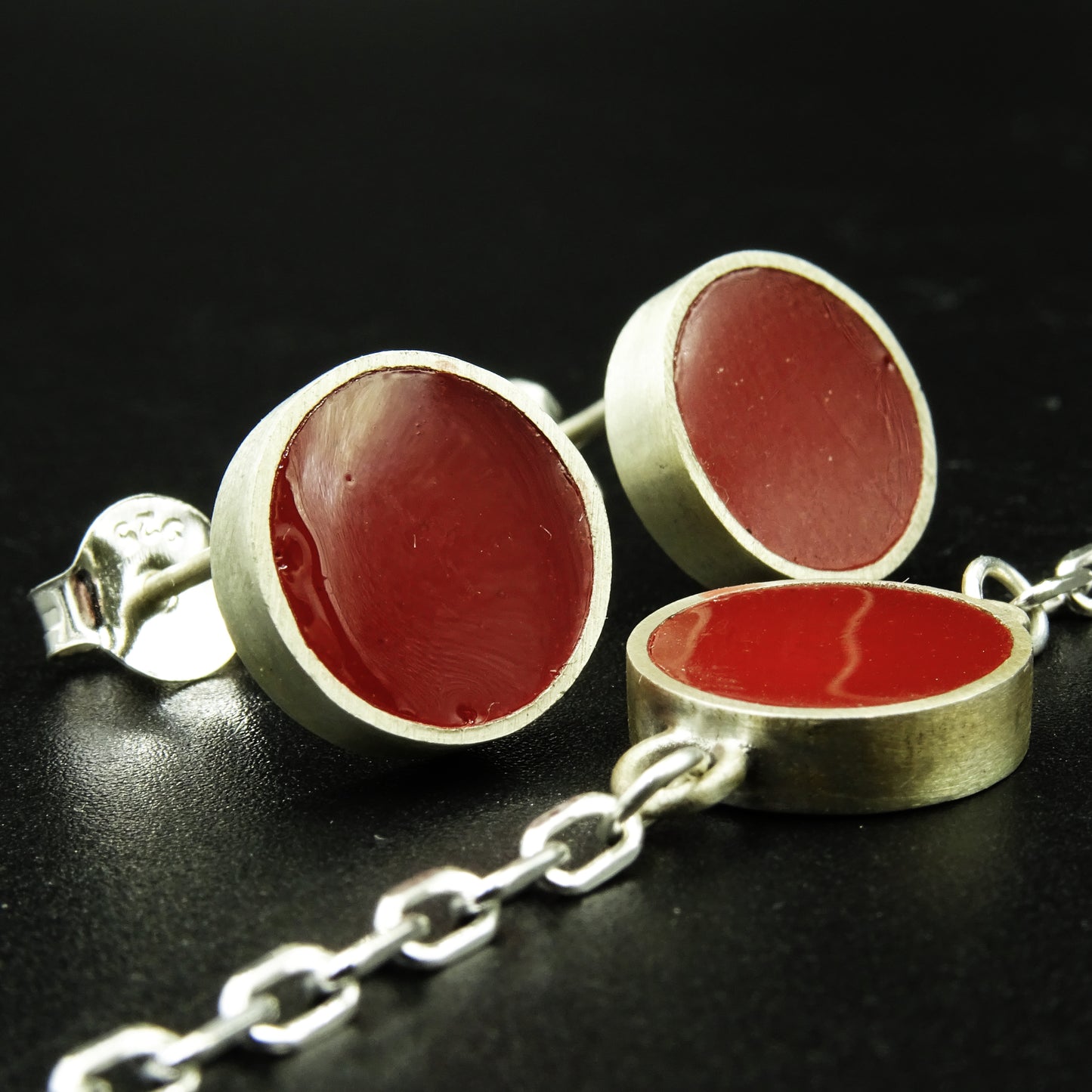 Redshift Core Silver & Deep Red Enamel Set