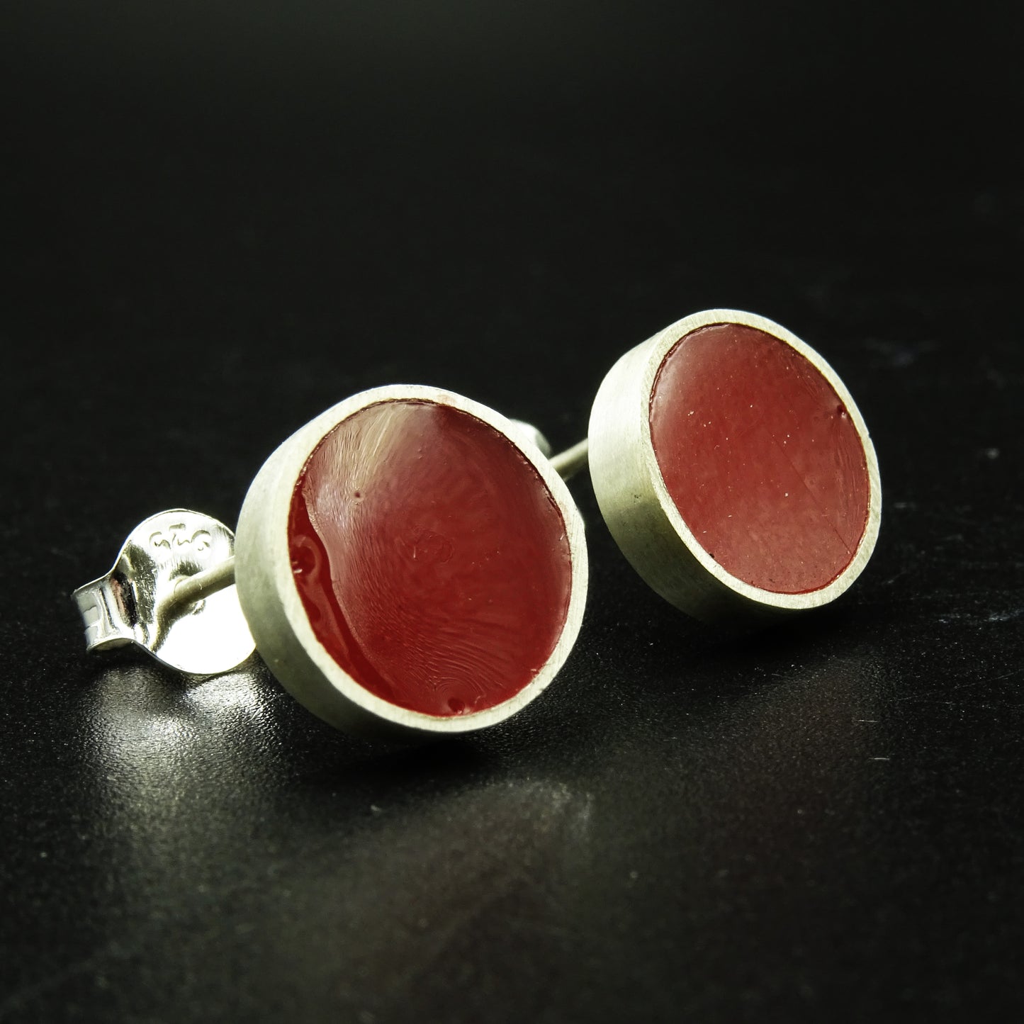 Redshift Core Silver & Deep Red Enamel Set