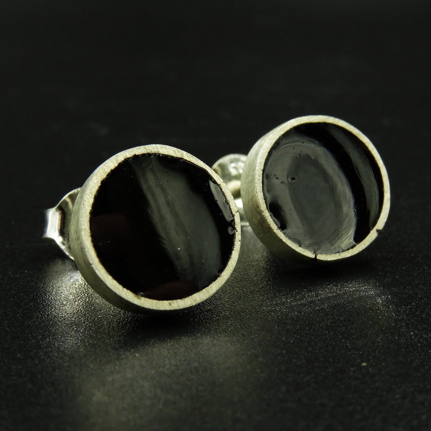 Nocturne Circle Silver & Black Enamel Set