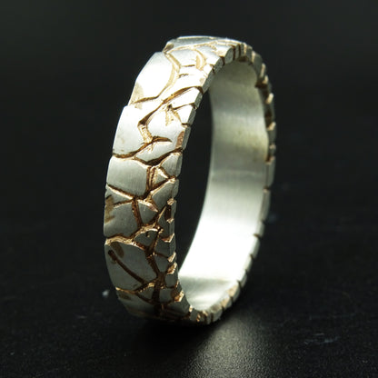 Veinbreak Silver Ring