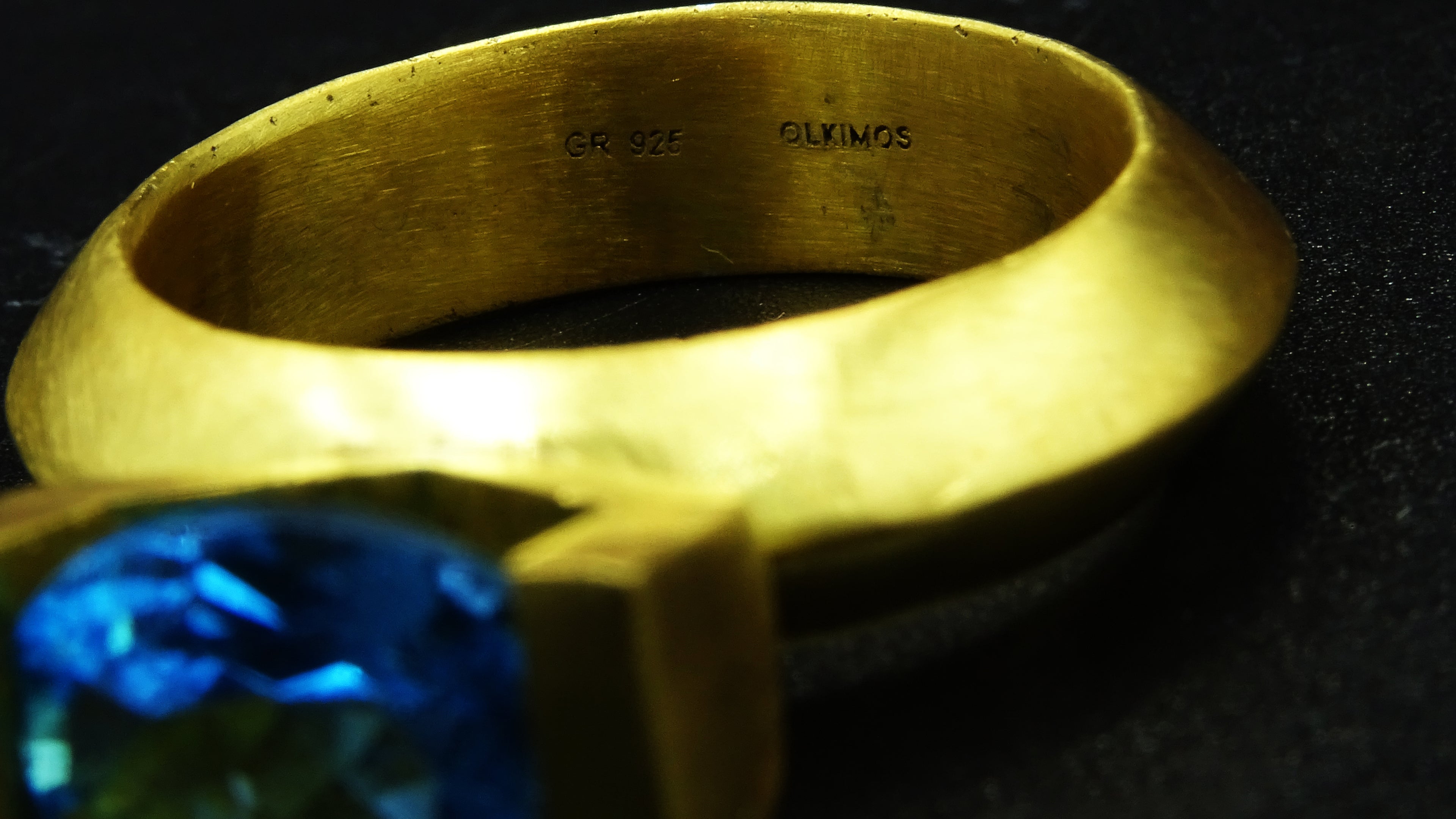 Load video: sodalite signet silver ring